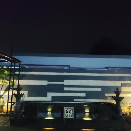 Hotel Cibening Purwakarta Exterior foto