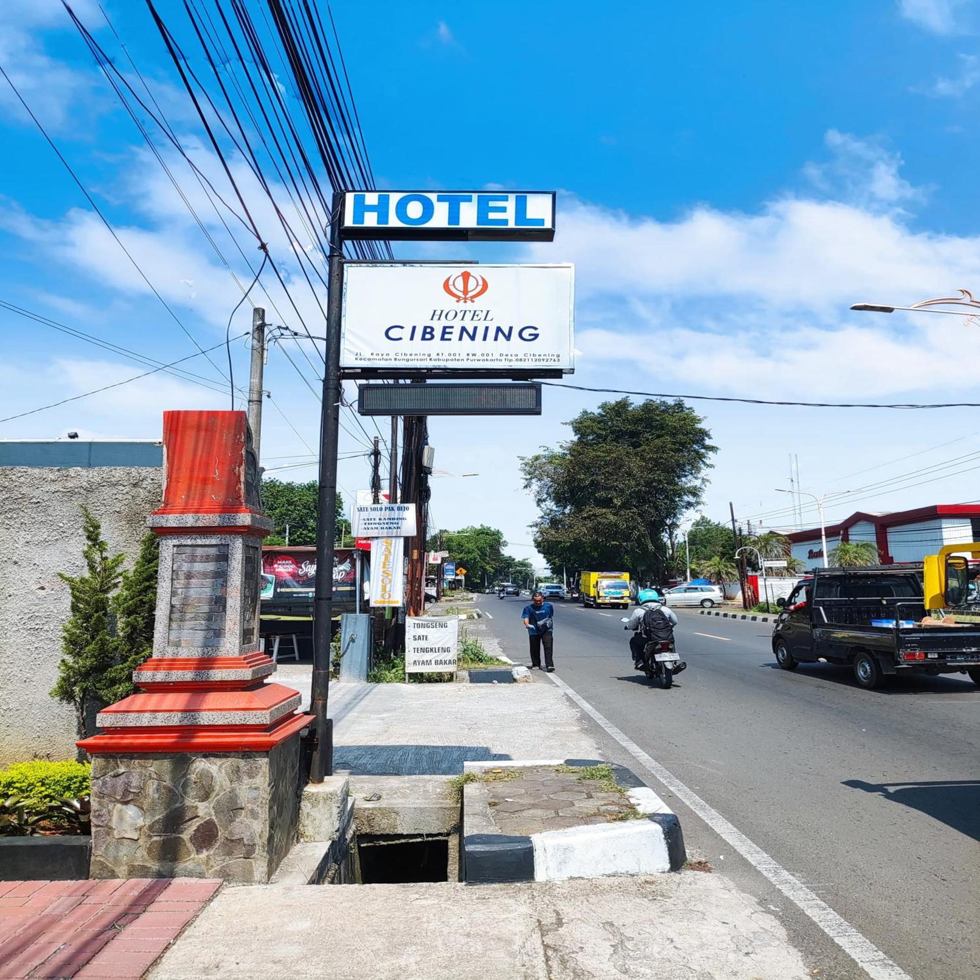 Hotel Cibening Purwakarta Exterior foto